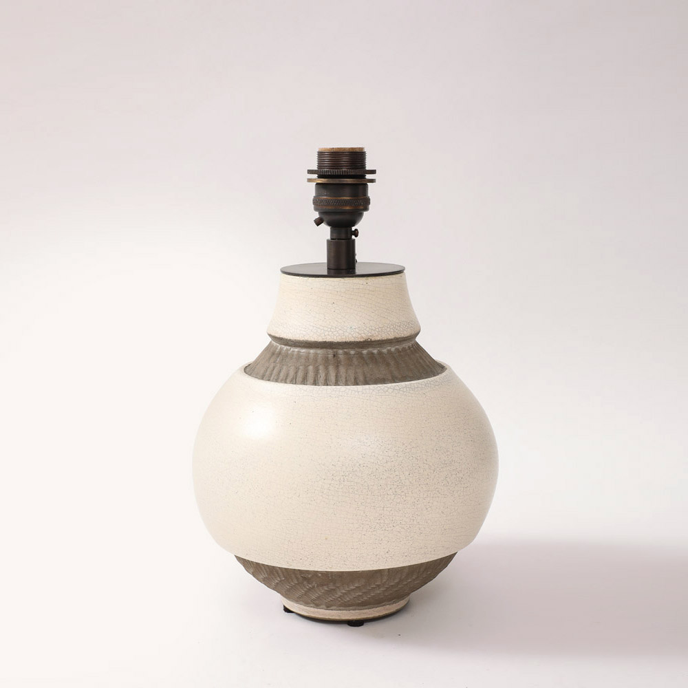 Pol Chmbost White Brown Lamp