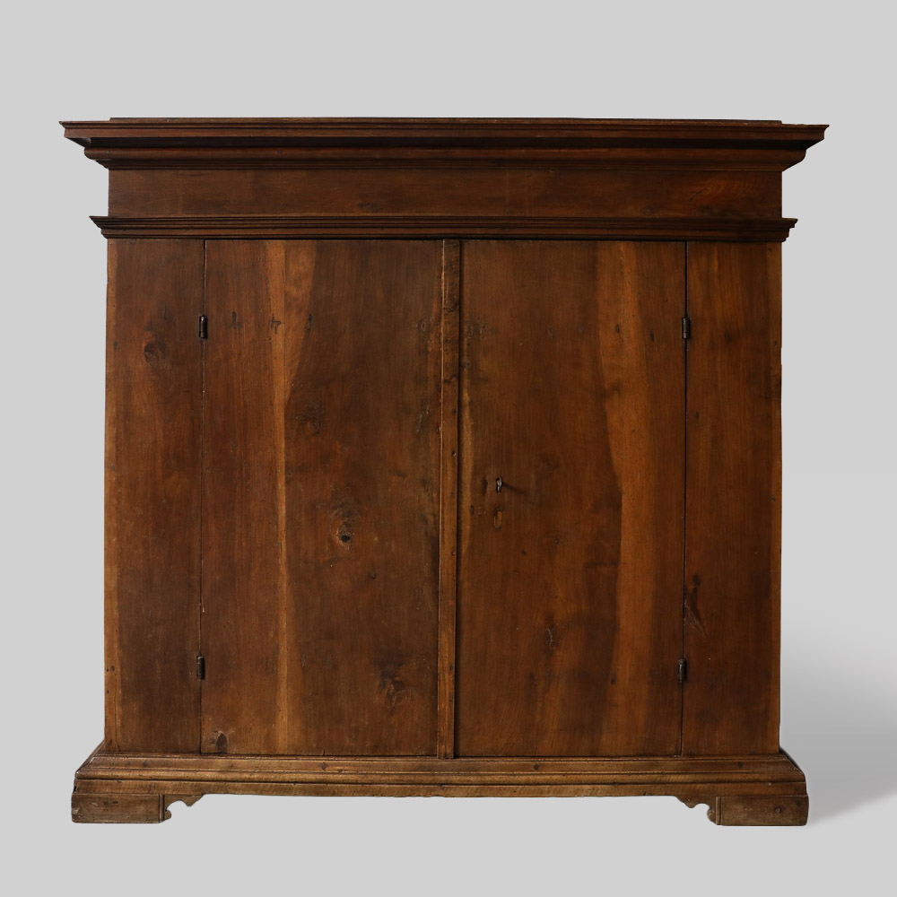 17th C. Italian Tuscan Walnut Cabinet, original lock & key, original back