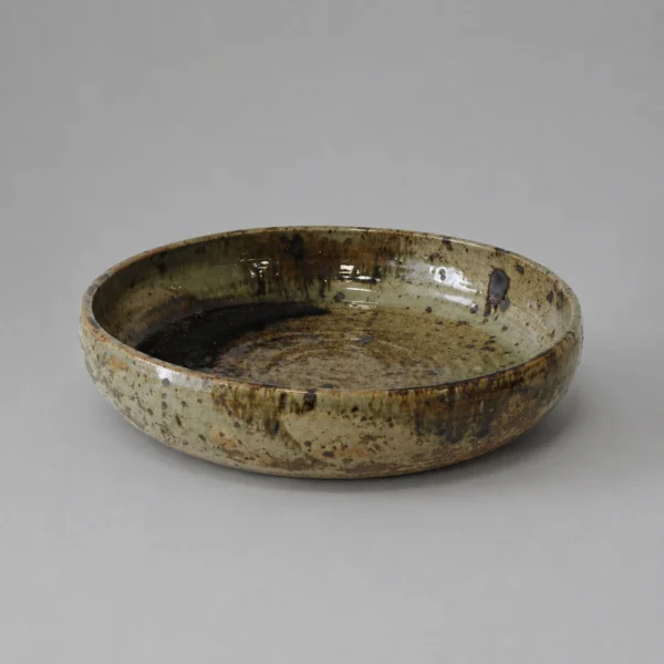ceramic_bowl_on_neutral_surface